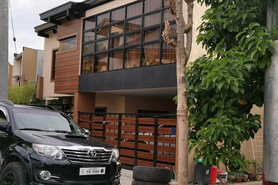 6 Bedroom Townhouse for Sale in Sun Valley, Parañaque, Metro Manila – photo 8