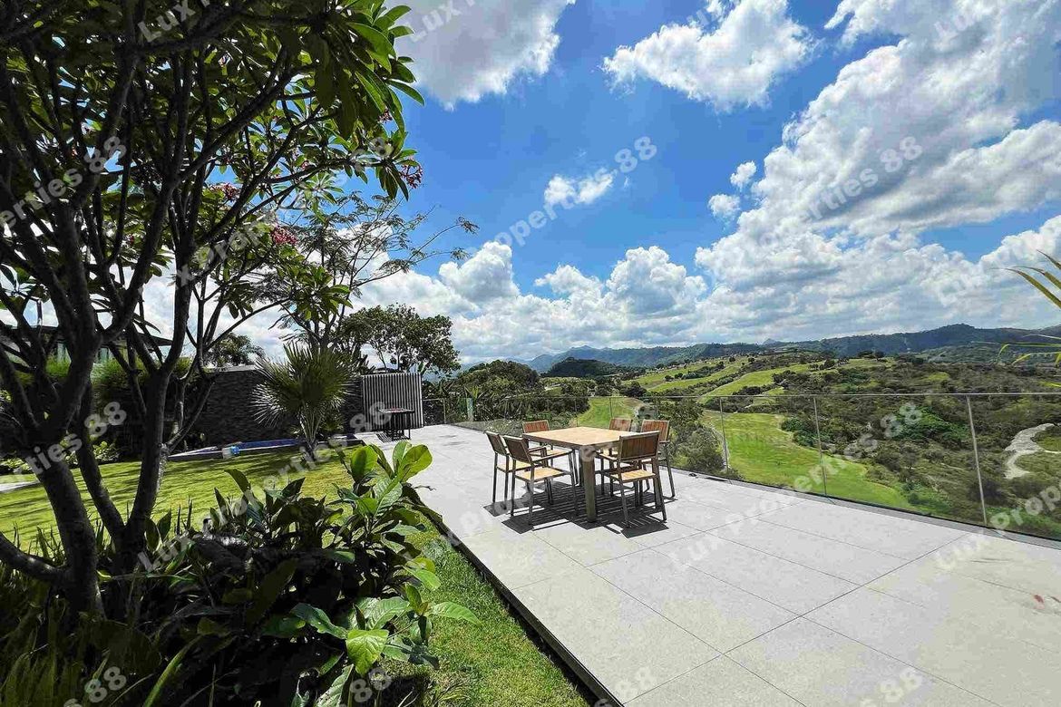 6 Bedroom Villa for Sale in Balibago, Angeles, Pampanga – photo 5