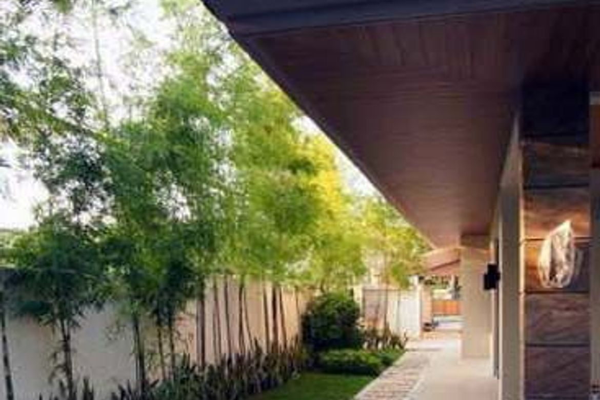 6 Bedroom Villa for Sale in Bel-Air, Makati, Metro Manila – photo 2