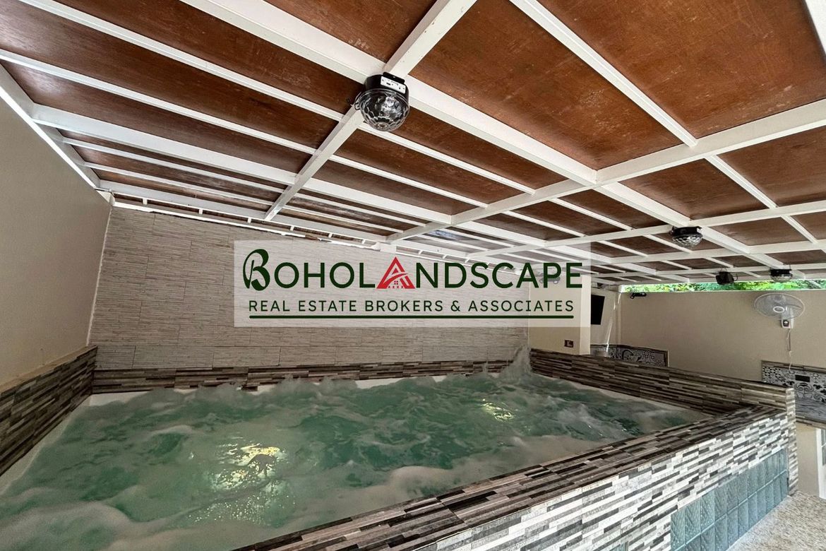 6 Bedroom Villa for Sale in Dao, Dauis, Bohol – photo 4