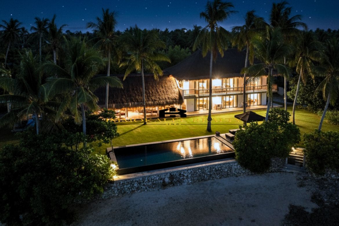 6 Bedroom Villa for Sale in Tambongon, San Remigio, Cebu