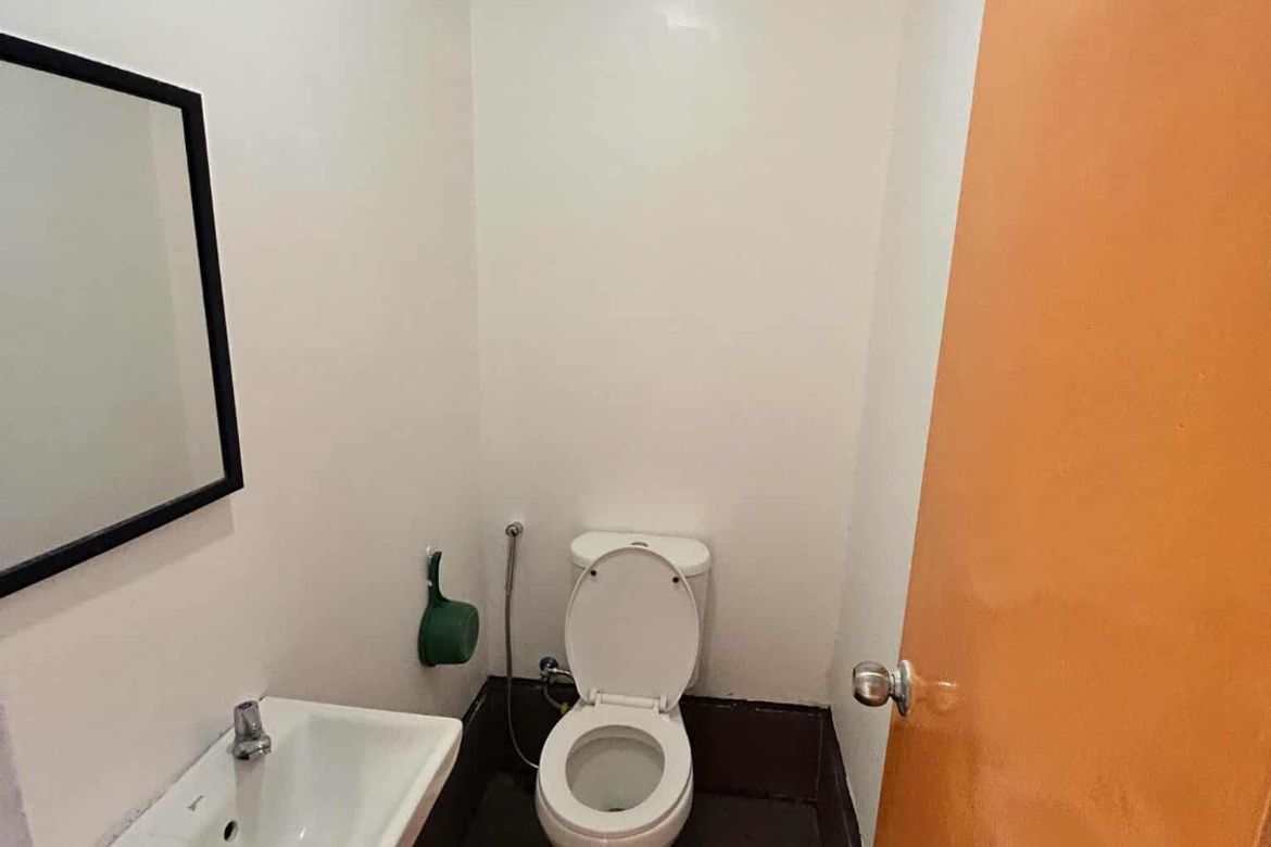 67 Bedroom Shophouse for Sale in Highway Hills, Mandaluyong, Metro Manila near MRT-3 Shaw Boulevard – photo 7