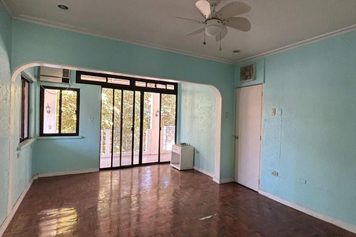 7 Bedroom House for Rent in Cupang, Muntinlupa, Metro Manila photo 2