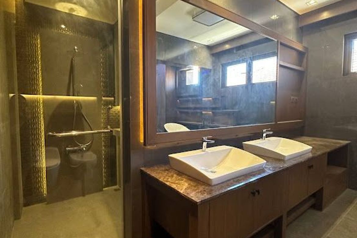 7 Bedroom House for Sale in Ayala Alabang Village, New Alabang Village, Muntinlupa, Metro Manila – photo 3