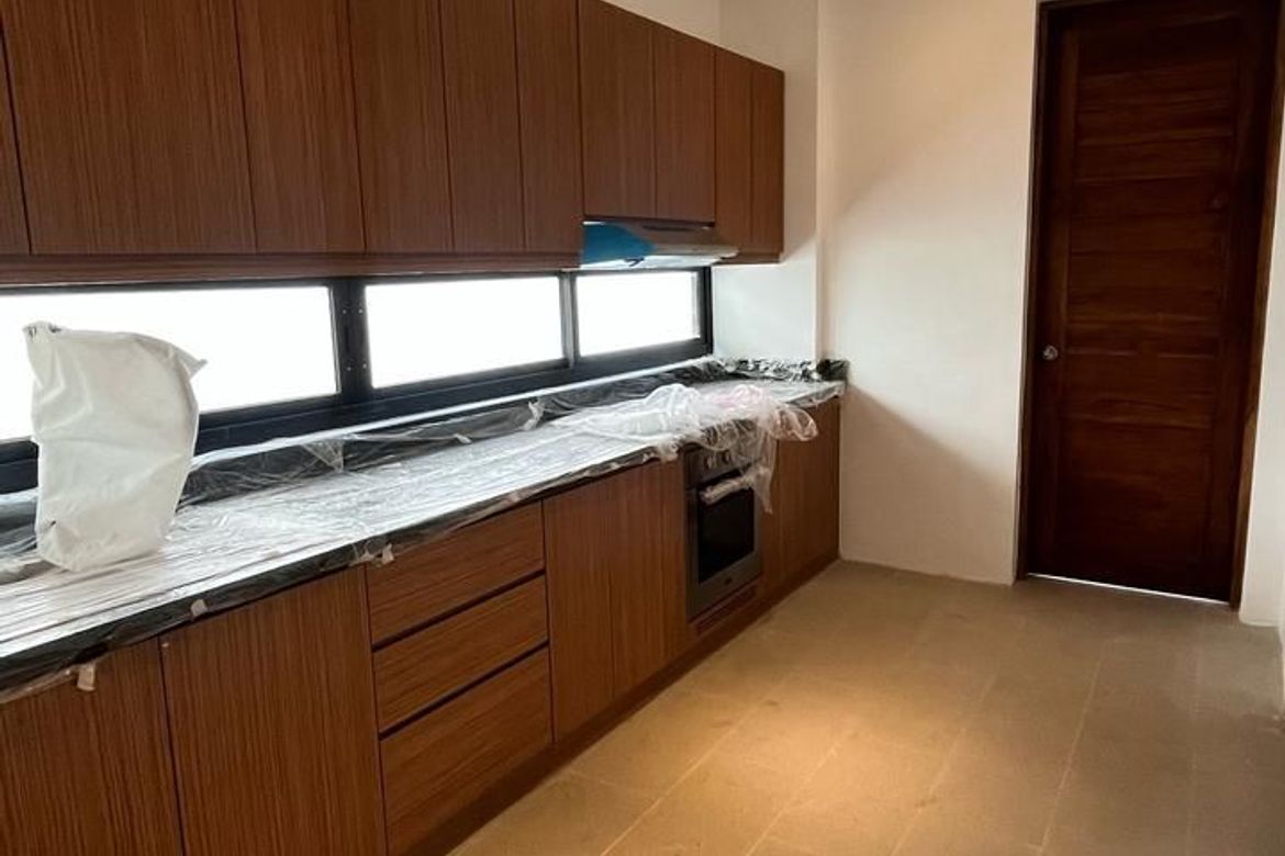 7 Bedroom House for Sale in Ayala Alabang Village, New Alabang Village, Muntinlupa, Metro Manila – photo 3
