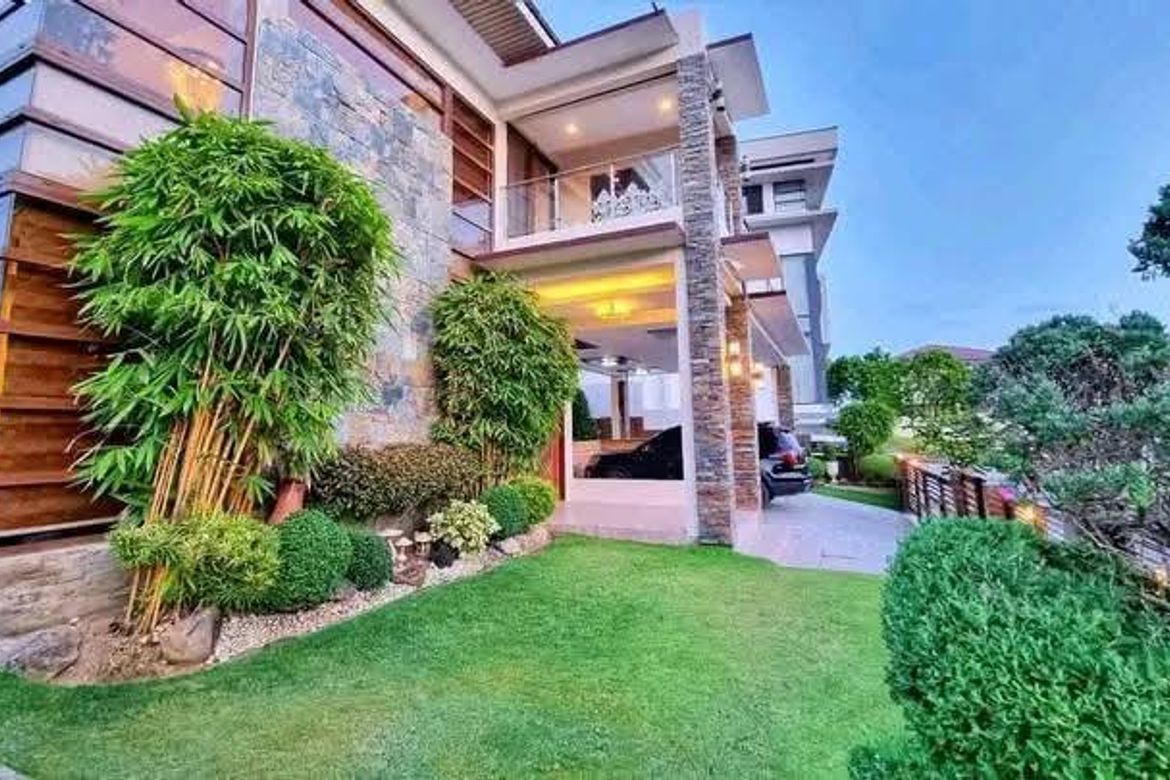 7 Bedroom House for Sale in Bacayan, Cebu City, Cebu – photo 3