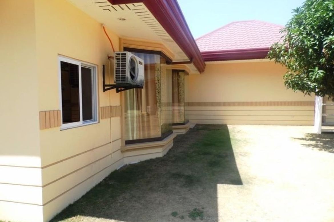7 Bedroom House for Sale in Balibago, Angeles, Pampanga