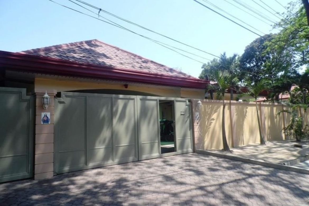 7 Bedroom House for Sale in Balibago, Angeles, Pampanga – photo 2