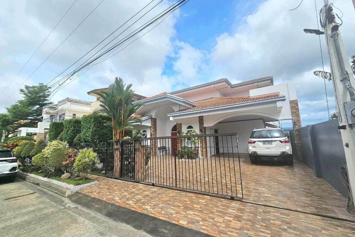 7 Bedroom House for Sale in Balulang, Cagayan de Oro, Misamis Oriental