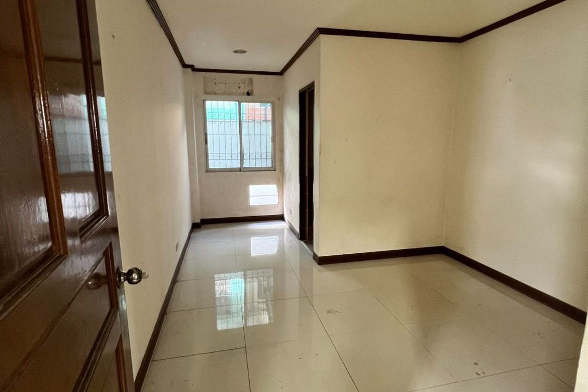 7 Bedroom House for Sale in Banilad, Mandaue, Cebu – photo 6