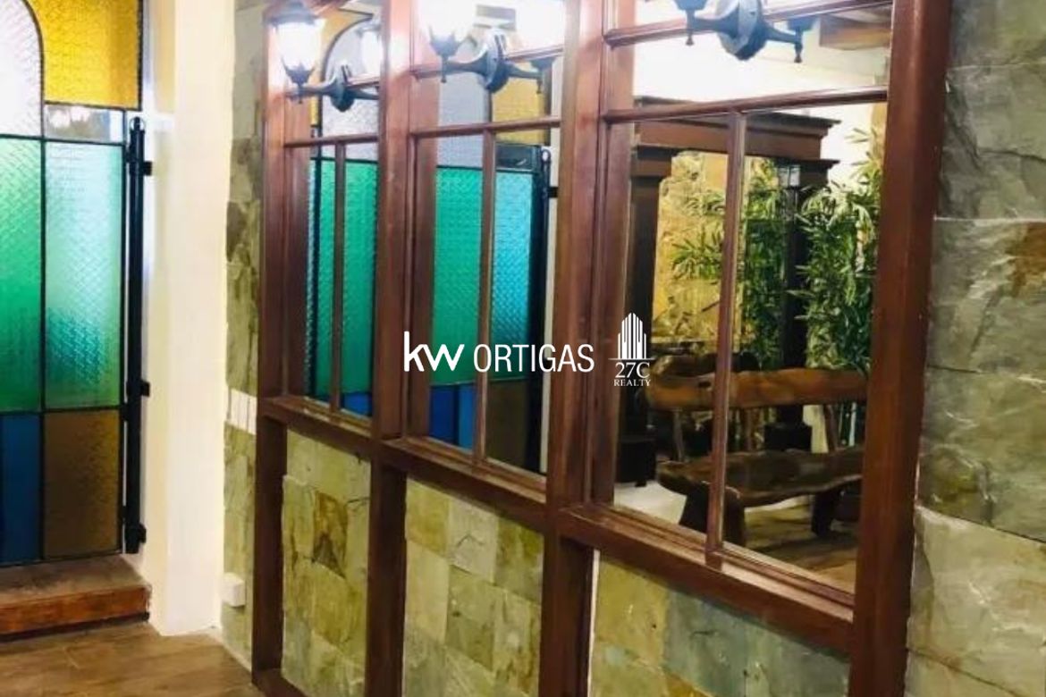 7 Bedroom House for Sale in Barangay 42, Caloocan, Metro Manila near LRT-1 R. Papa – photo 3