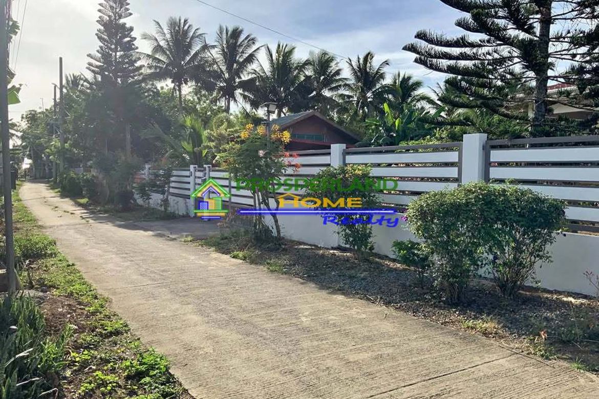 7 Bedroom House for Sale in Barangay 62-A, Cavite City, Cavite – photo 2