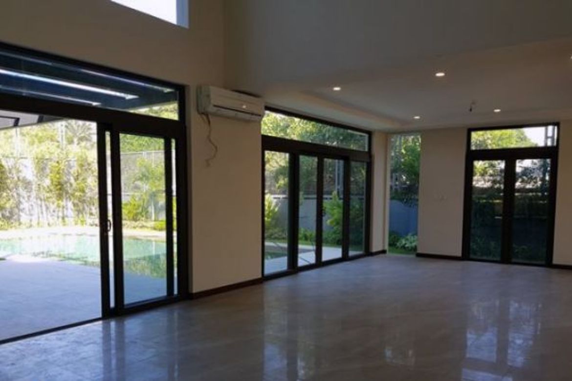 7 Bedroom House for Sale in Dasmariñas Village, Dasmariñas North, Makati, Metro Manila near MRT-3 Magallanes – photo 6