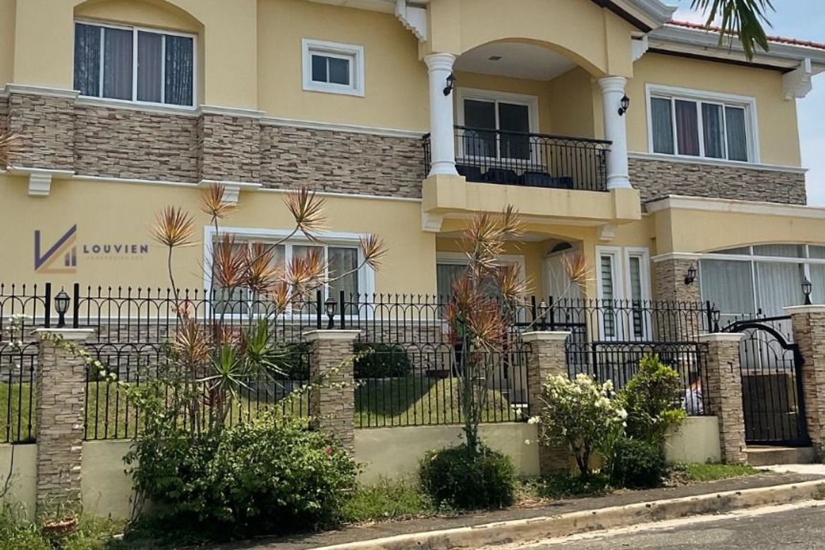 7 Bedroom House for Sale in Dayap Itaas, Laurel, Batangas