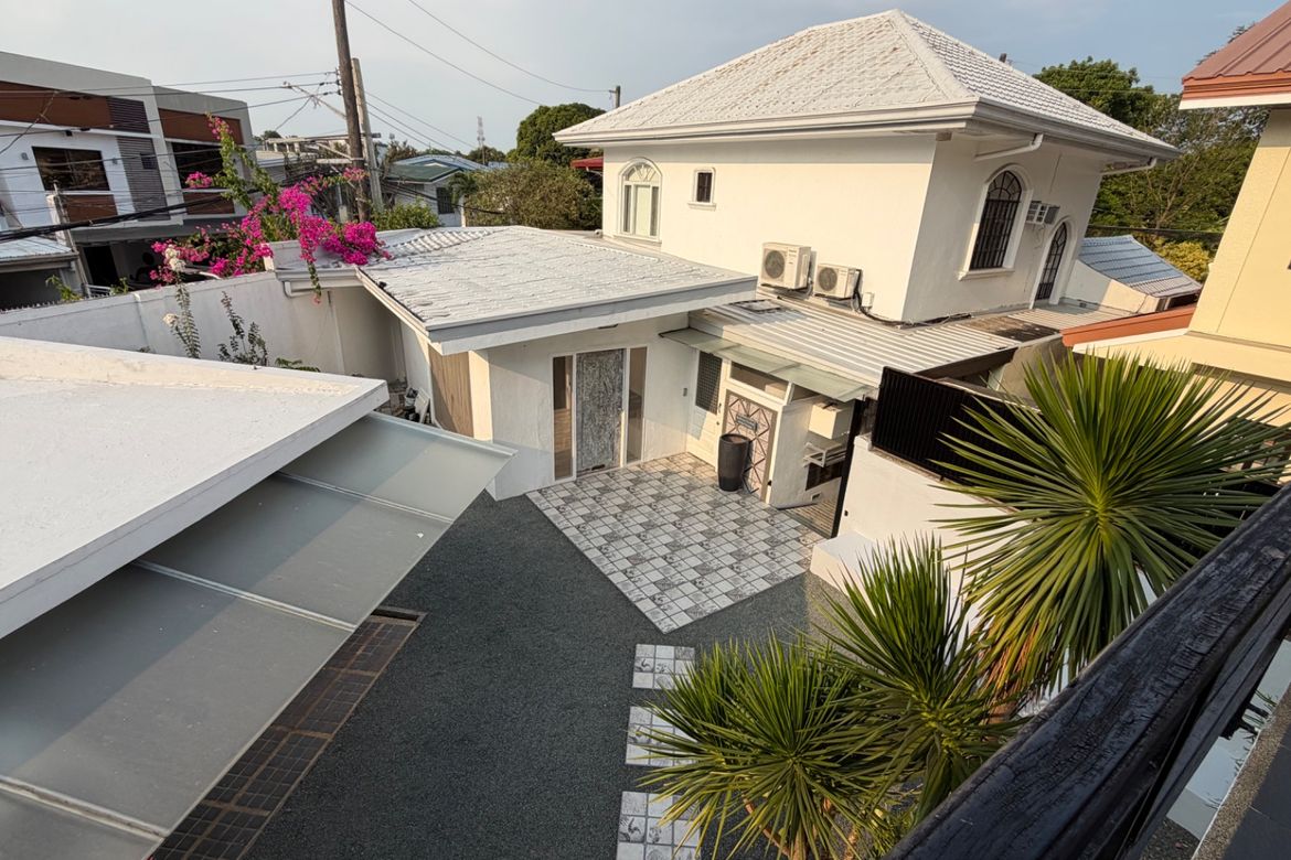 7 Bedroom House for Sale in Don Bosco, Parañaque, Metro Manila – photo 2