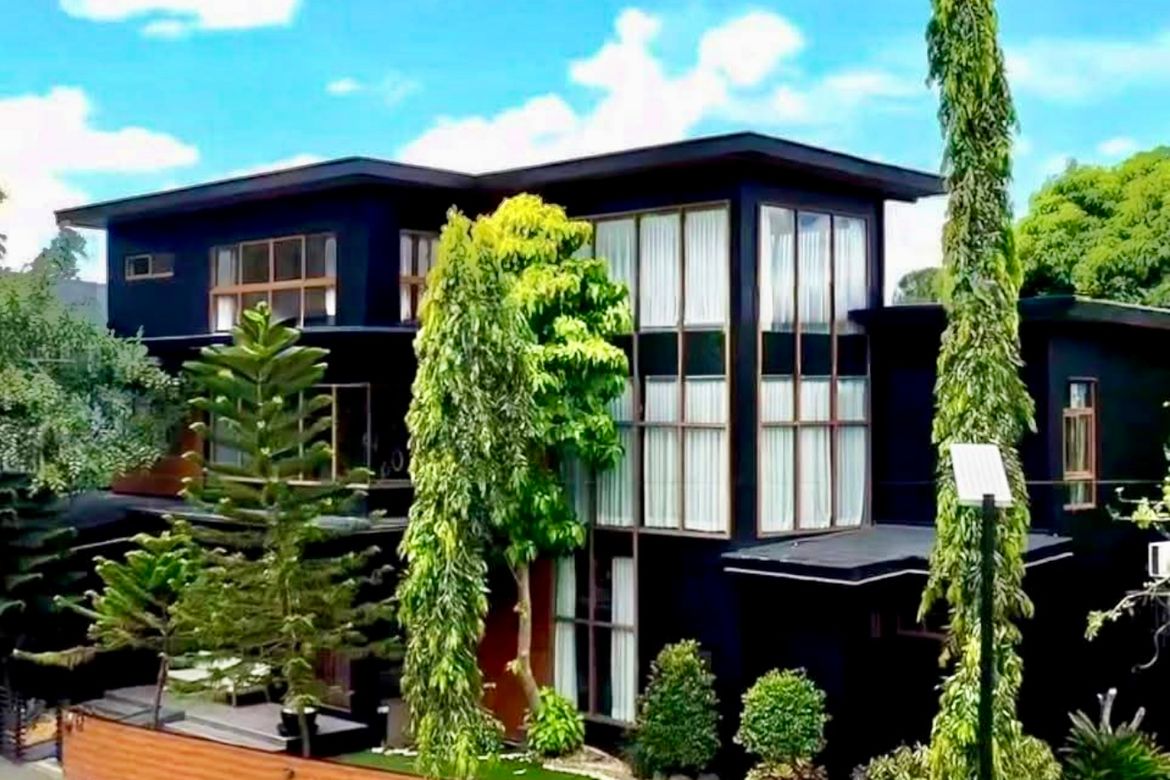 7 Bedroom House for Sale in Lindenwood Residences, Tunasan, Muntinlupa, Metro Manila