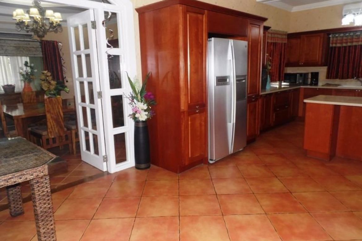7 Bedroom House for Sale in Lourdes North West, Angeles, Pampanga – photo 4