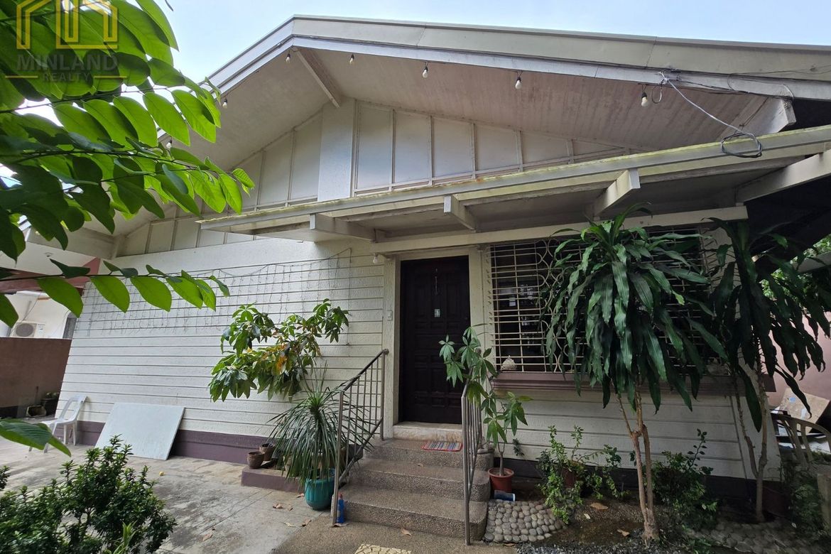 7 Bedroom House for Sale in Loyola Heights, Quezon City, Metro Manila near LRT-2 Katipunan – photo 3