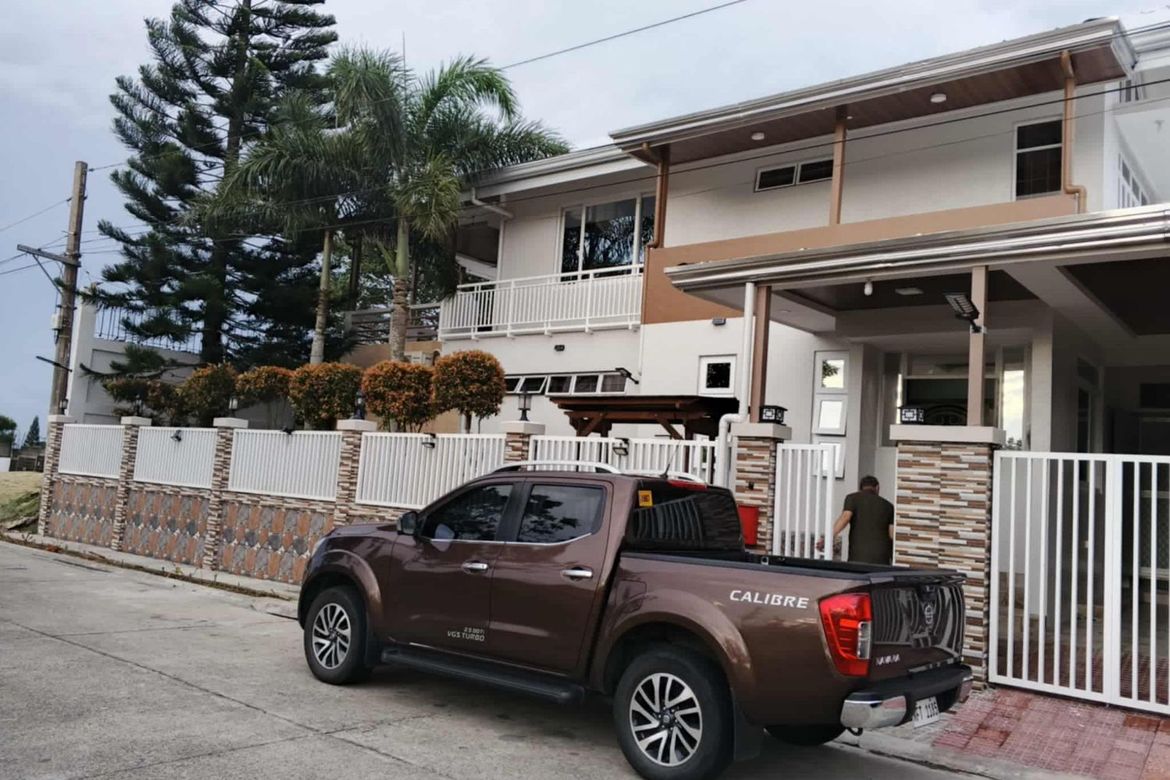 7 Bedroom House for Sale in Maitim 2nd West, Tagaytay, Cavite
