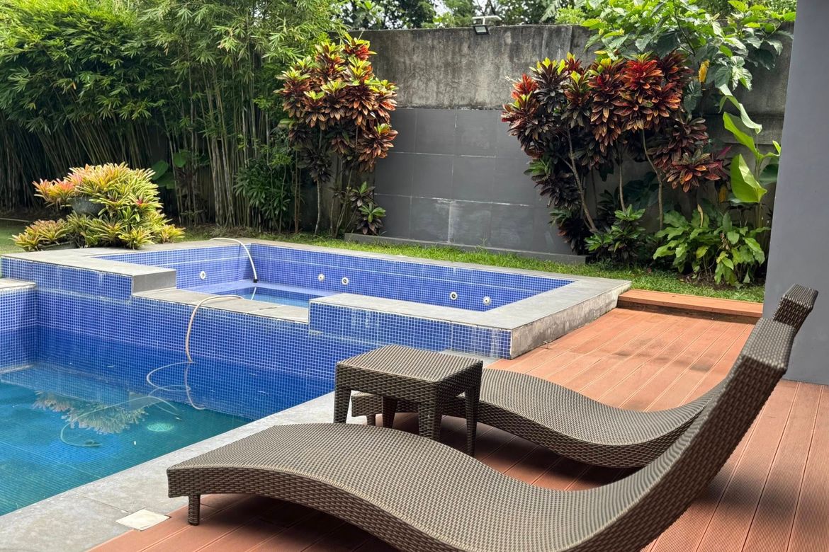 7 Bedroom House for Sale in Mangas I, Alfonso, Cavite – photo 3