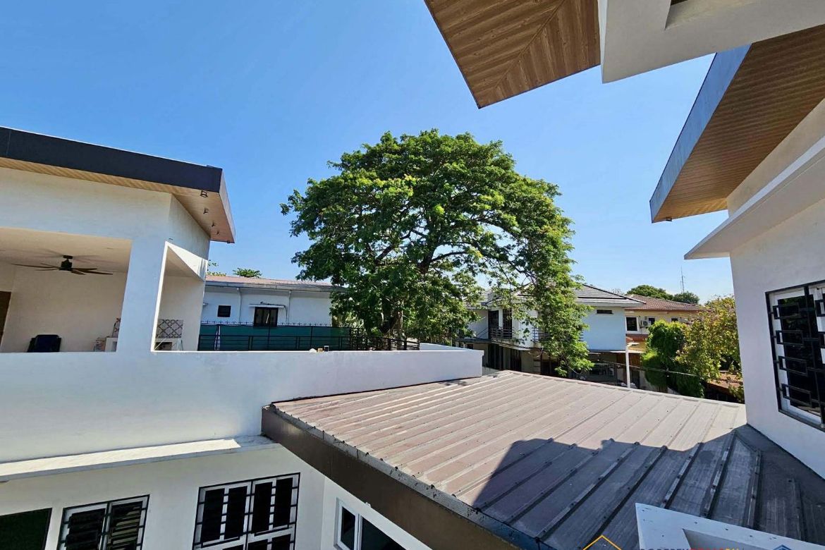 7 Bedroom House for Sale in Marcelo Green Village, Parañaque, Metro Manila – photo 2