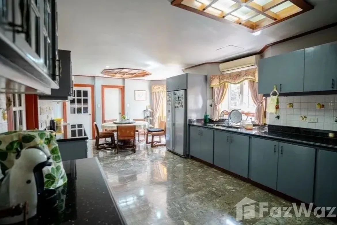 7 Bedroom House for Sale in Matandang Balara, Quezon City, Metro Manila – photo 5