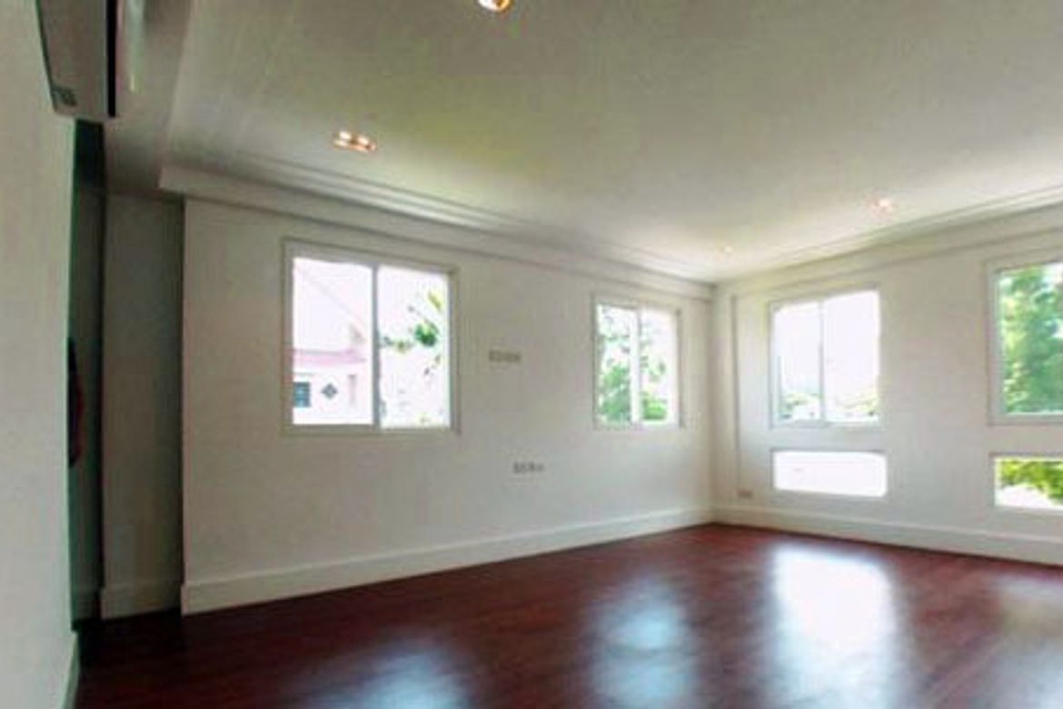 7 Bedroom House for Sale in McKinley Hill Village, McKinley Hill, Taguig, Metro Manila – photo 4
