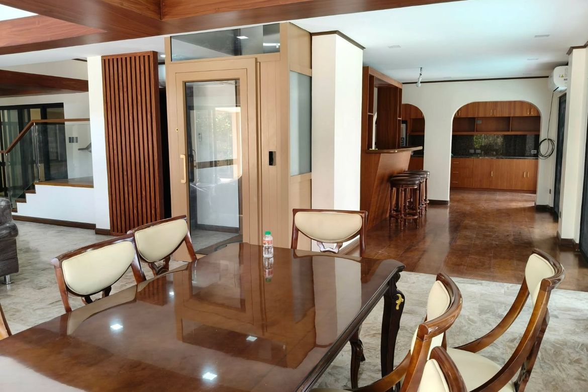 7 Bedroom House for Sale in Moonwalk, Parañaque, Metro Manila – photo 7