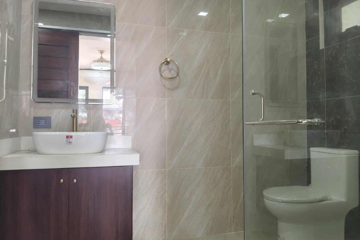7 Bedroom House for Sale in Moonwalk, Parañaque, Metro Manila – photo 4