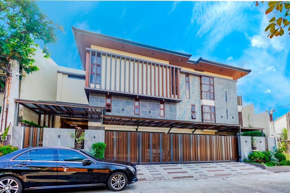 7 Bedroom House for Sale in Moonwalk, Parañaque, Metro Manila – photo 2