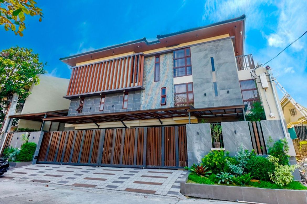 7 Bedroom House for Sale in Moonwalk, Parañaque, Metro Manila – photo 3