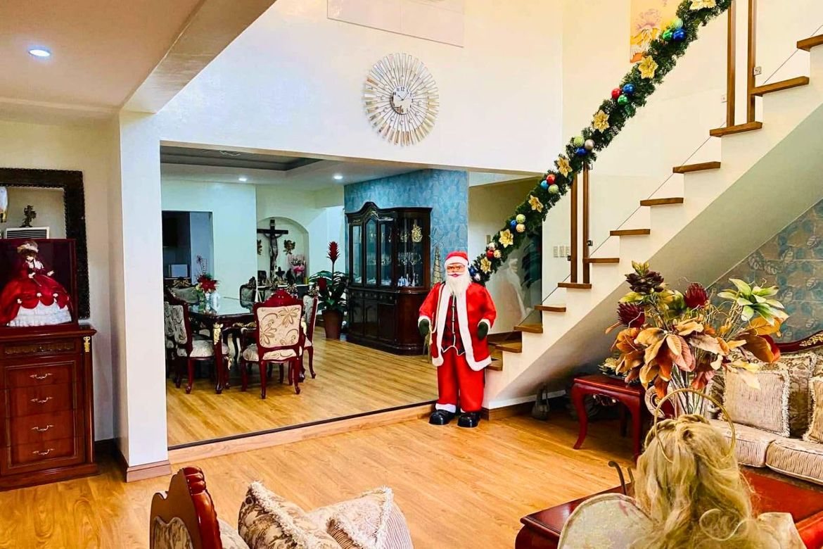 7 Bedroom House for Sale in Pasong Tamo, Quezon City, Metro Manila – photo 3