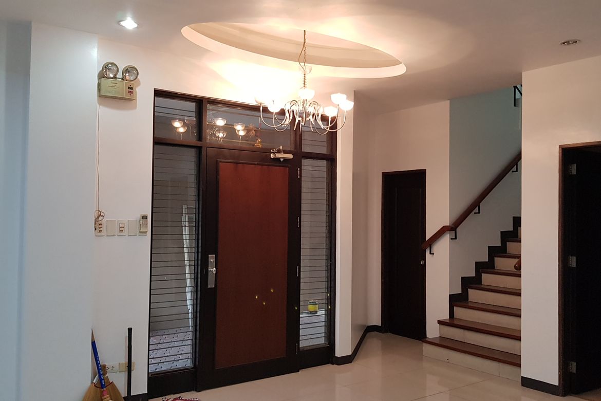 7 Bedroom House for Sale in Pinugay, Baras, Rizal