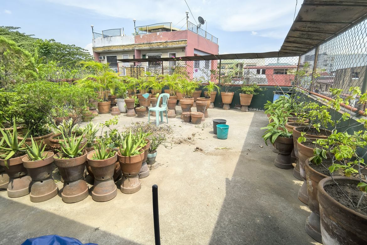 7 Bedroom House for Sale in Salapan, San Juan, Metro Manila near LRT-2 J. Ruiz – photo 7