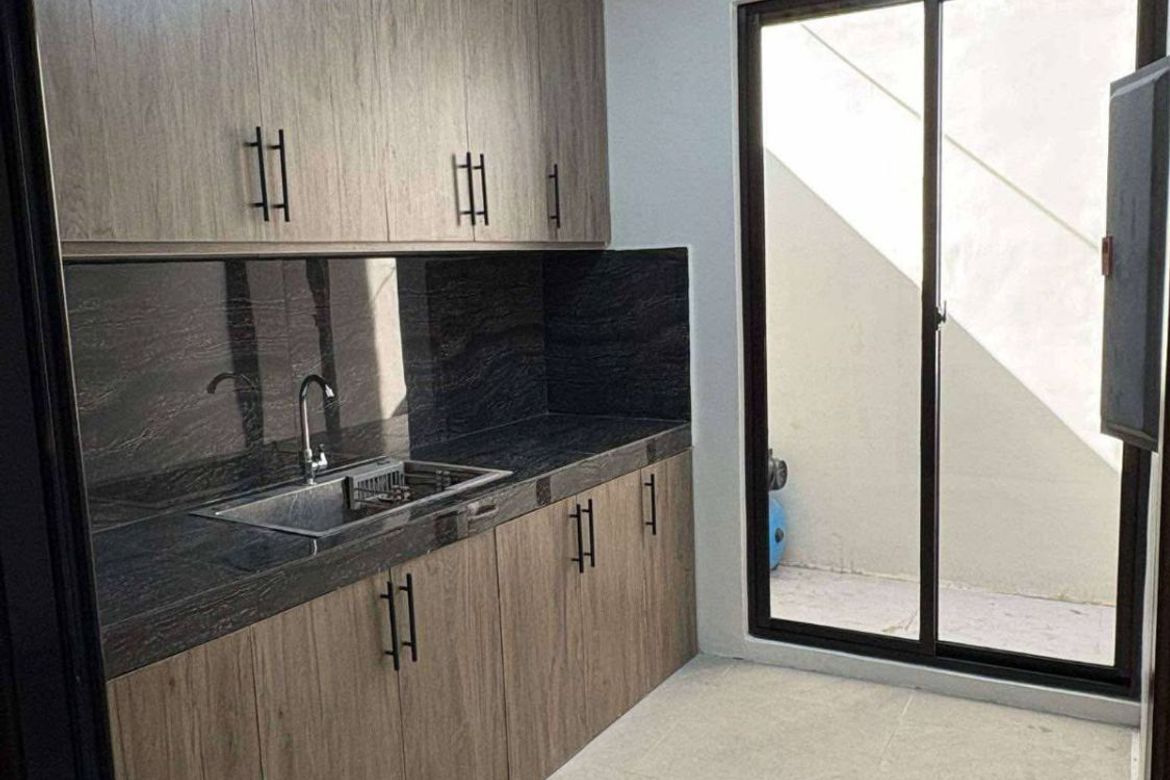7 Bedroom House for Sale in San Miguel, Pasig, Metro Manila – photo 5