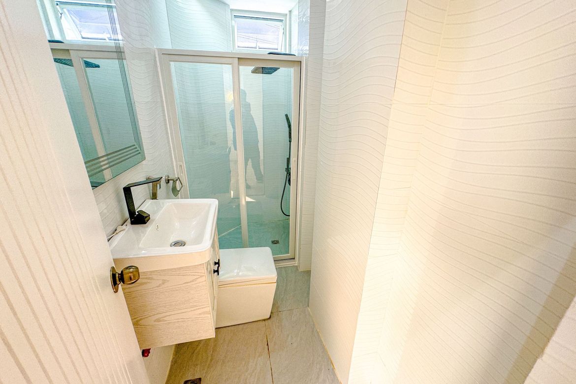7 Bedroom House for Sale in San Miguel, Pasig, Metro Manila