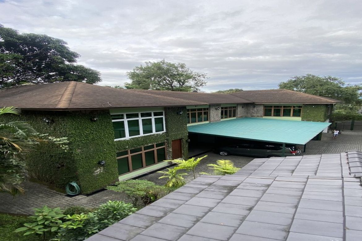 7 Bedroom House for Sale in Santo Niño, Marikina, Metro Manila
