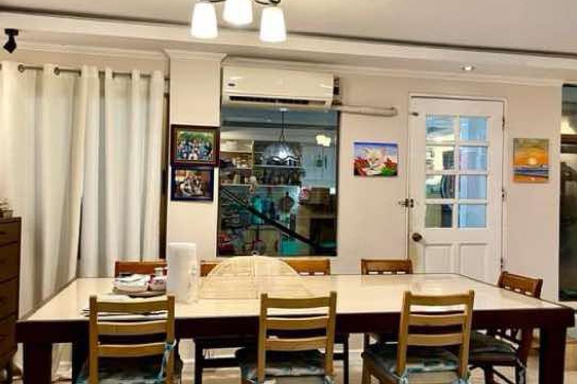 7 Bedroom House for Sale in Studio A, Manila, Metro Manila near LRT-2 Legarda – photo 3