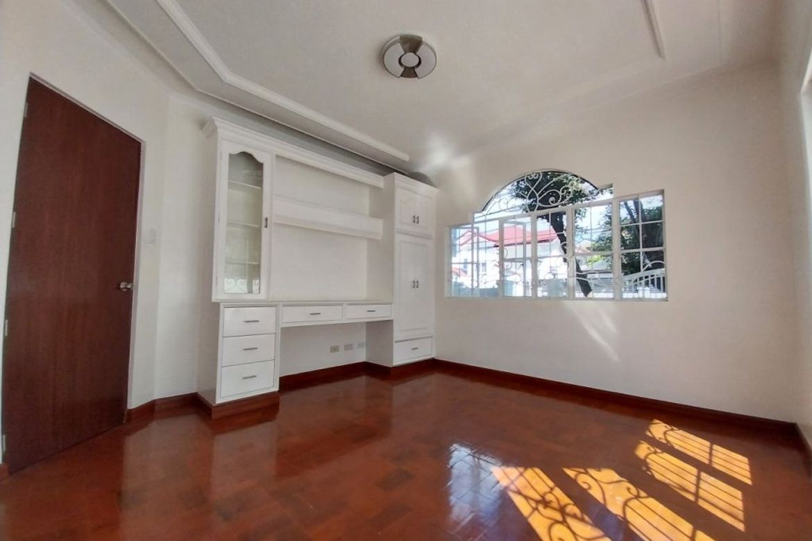 7 Bedroom House for Sale in Talon Dos, Las Piñas, Metro Manila – photo 7
