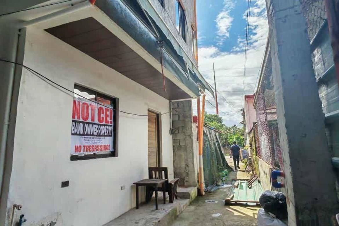 7 Bedroom House for Sale in Tanzang Luma III, Imus, Cavite