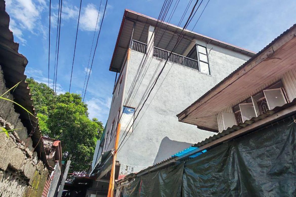 7 Bedroom House for Sale in Tanzang Luma III, Imus, Cavite – photo 6