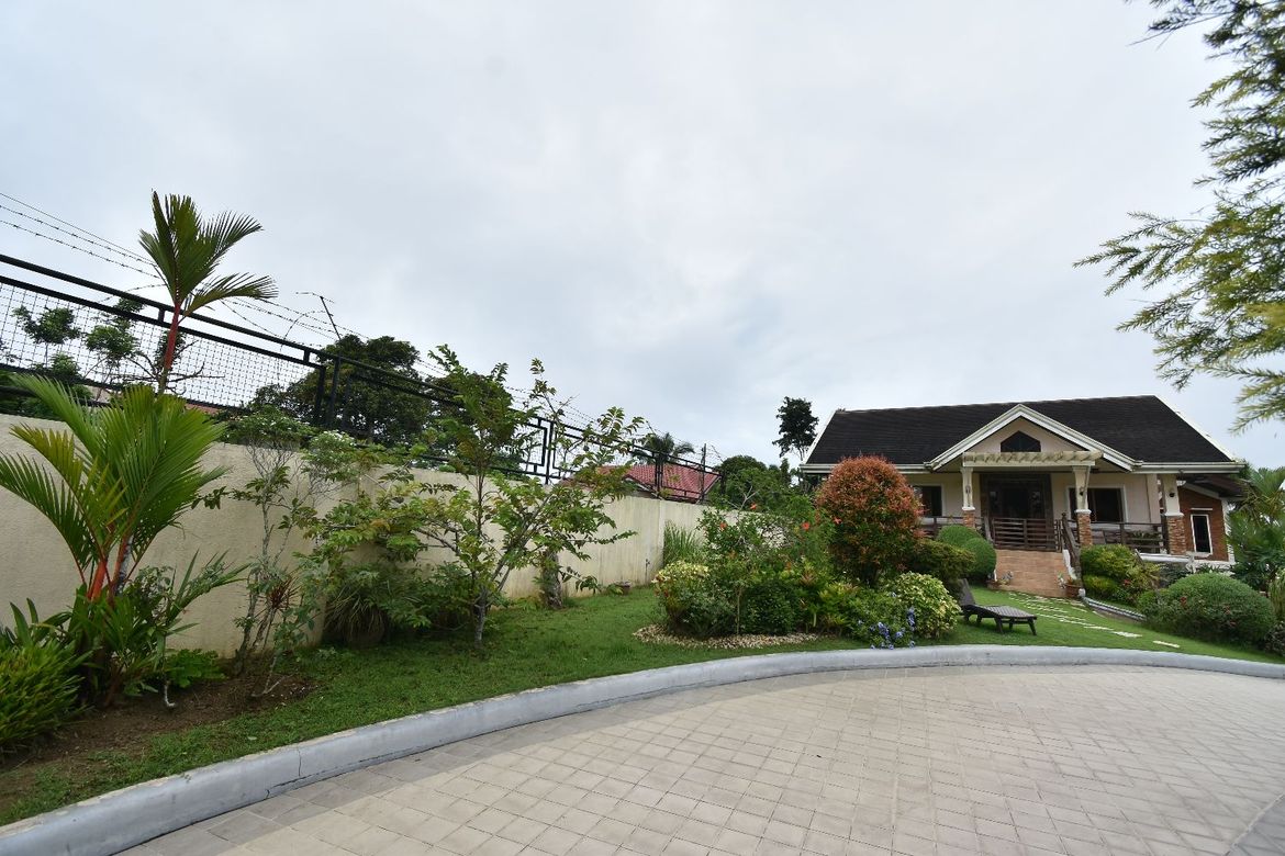 7 Bedroom House for Sale in Tolentino East, Tagaytay, Cavite – photo 6