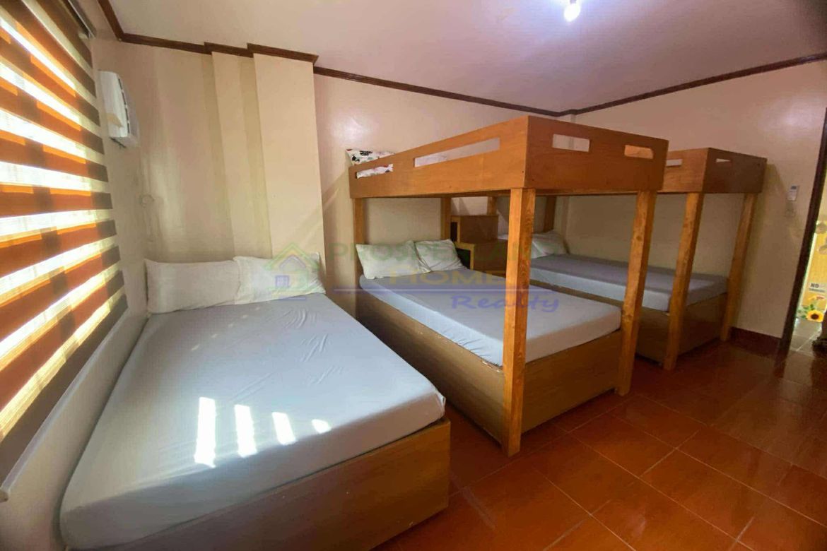 7 Bedroom Shophouse for Sale in Real, Calamba, Laguna
