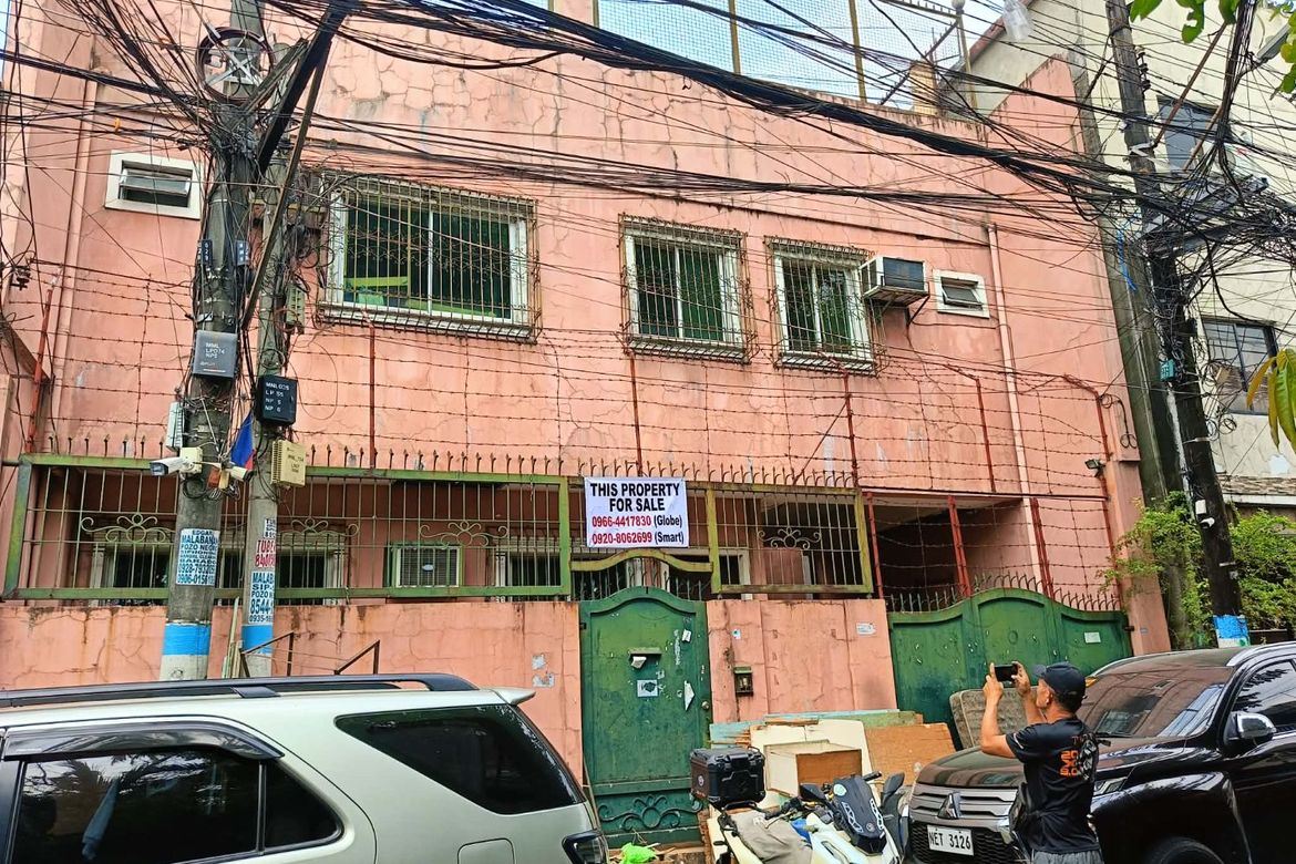 7 Bedroom Shophouse for Sale in Santa Mesa, Manila, Metro Manila near LRT-2 V. Mapa