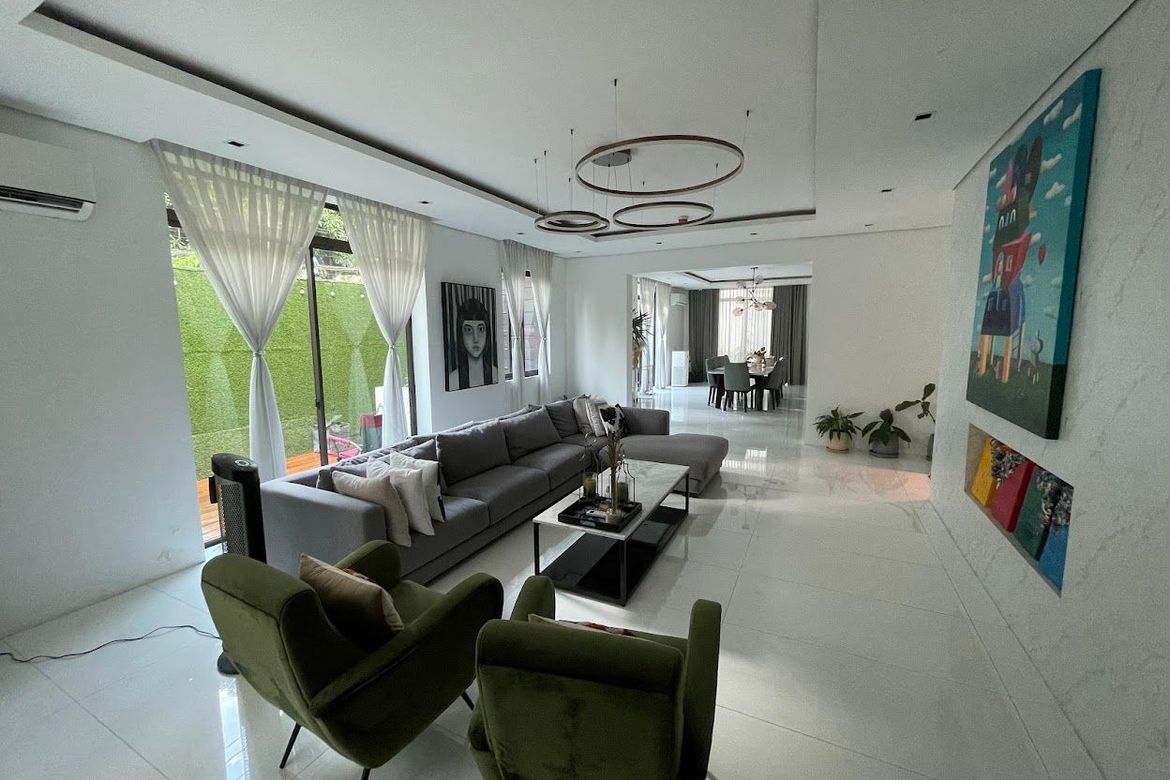 7 Bedroom Townhouse for Sale in Addition Hills, San Juan, Metro Manila – photo 2