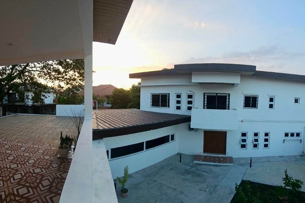 7 Bedroom Townhouse for Sale in Marcelo Green Village, Parañaque, Metro Manila – photo 4