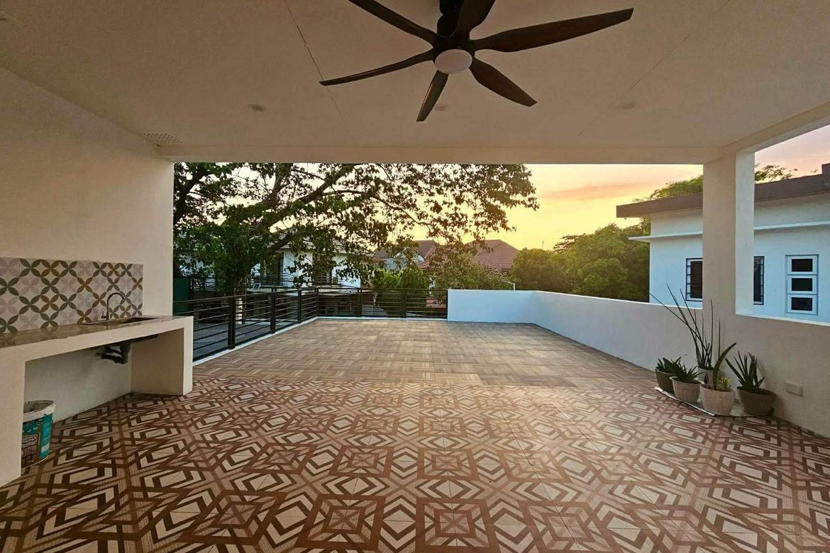 7 Bedroom Townhouse for Sale in Marcelo Green Village, Parañaque, Metro Manila – photo 8