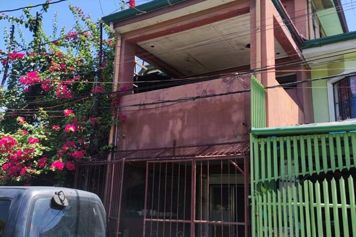 7 Bedroom Townhouse for Sale in Palico II, Imus, Cavite