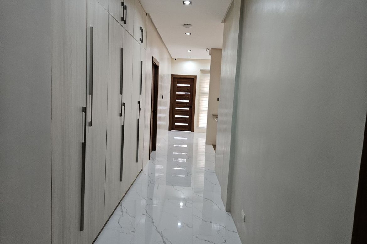 7 Bedroom Townhouse for Sale in Tahanan Village, BF Homes, Parañaque, Metro Manila – photo 8