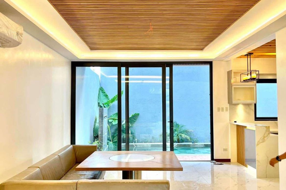 7 Bedroom Townhouse for Sale in Teheran St. Multinational Village Paranaque City, Don Bosco, Parañaque, Metro Manila near LRT-1 Bambang – photo 2